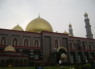 Detail Gambar Masjid Kubah Emas Nomer 16