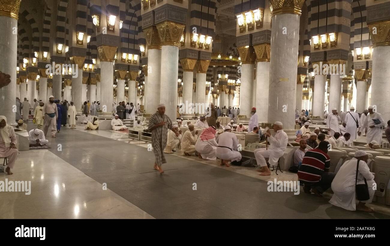 Detail Gambar Masjid Madinah Terbaru Nomer 34