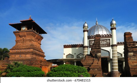 Detail Gambar Masjid Menara Kudus Nomer 30