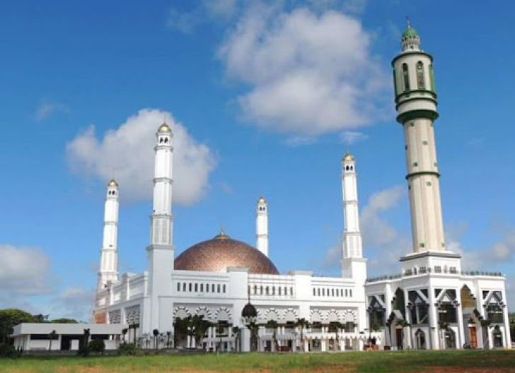 Detail Gambar Masjid Mujahidin Pontianak Nomer 12