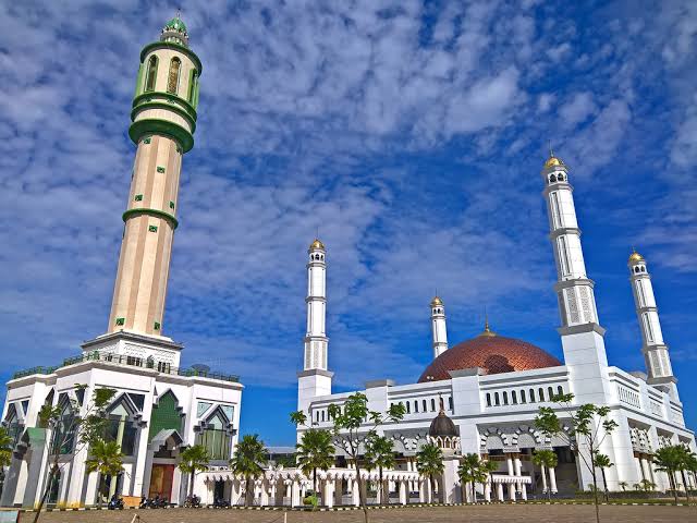 Detail Gambar Masjid Mujahidin Pontianak Nomer 15