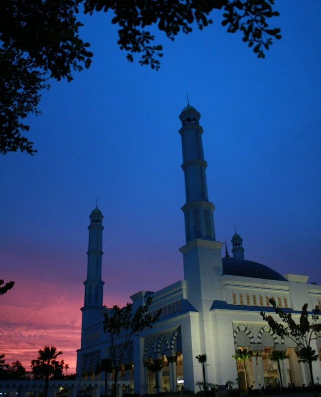 Detail Gambar Masjid Mujahidin Pontianak Nomer 17