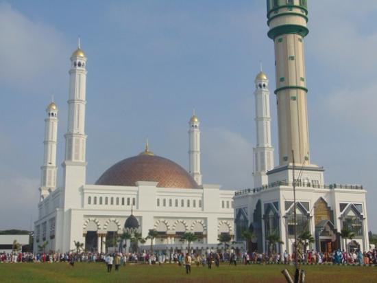 Detail Gambar Masjid Mujahidin Pontianak Nomer 19