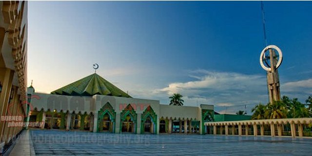 Detail Gambar Masjid Mujahidin Pontianak Nomer 40