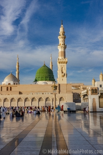 Detail Gambar Masjid Nabawi Di Madinah Nomer 5