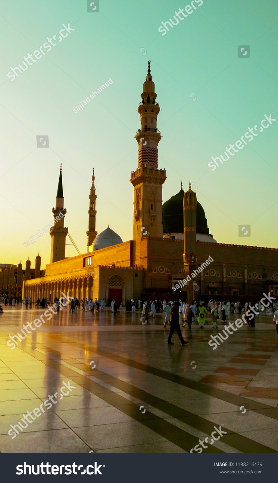 Detail Gambar Masjid Nabawi Madinah Nomer 53