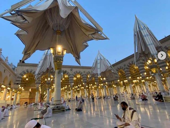 Detail Gambar Masjid Nabawi Terbaru Nomer 10