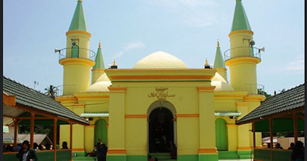 Detail Gambar Masjid Penyengat Nomer 16