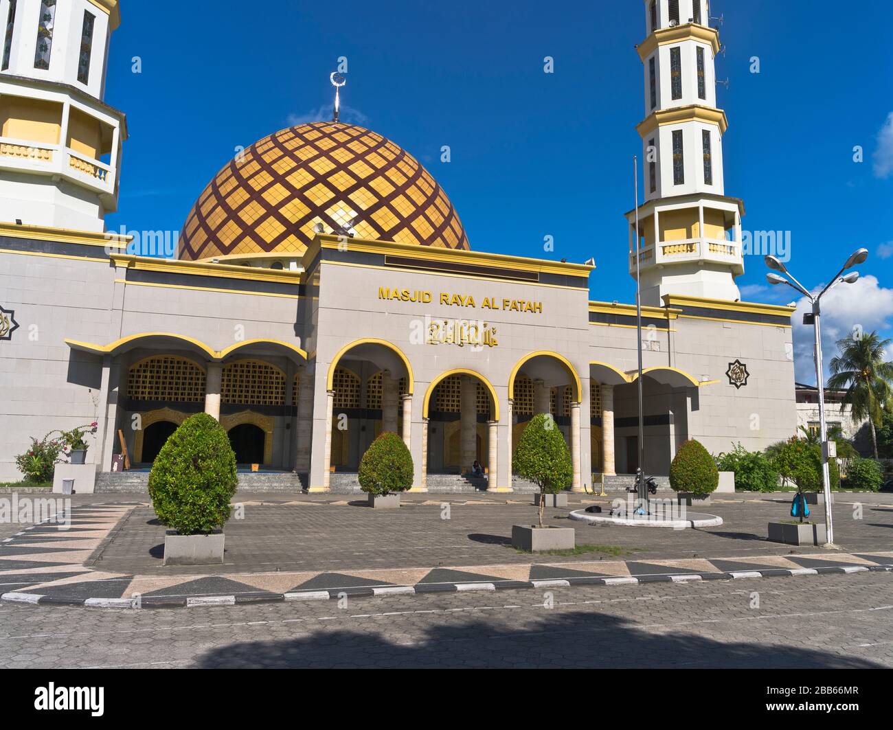 Detail Gambar Masjid Raya Nomer 28