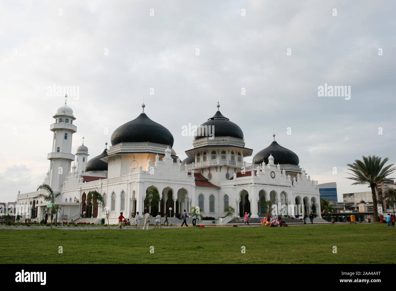 Detail Gambar Masjid Raya Baiturrahman Nomer 44