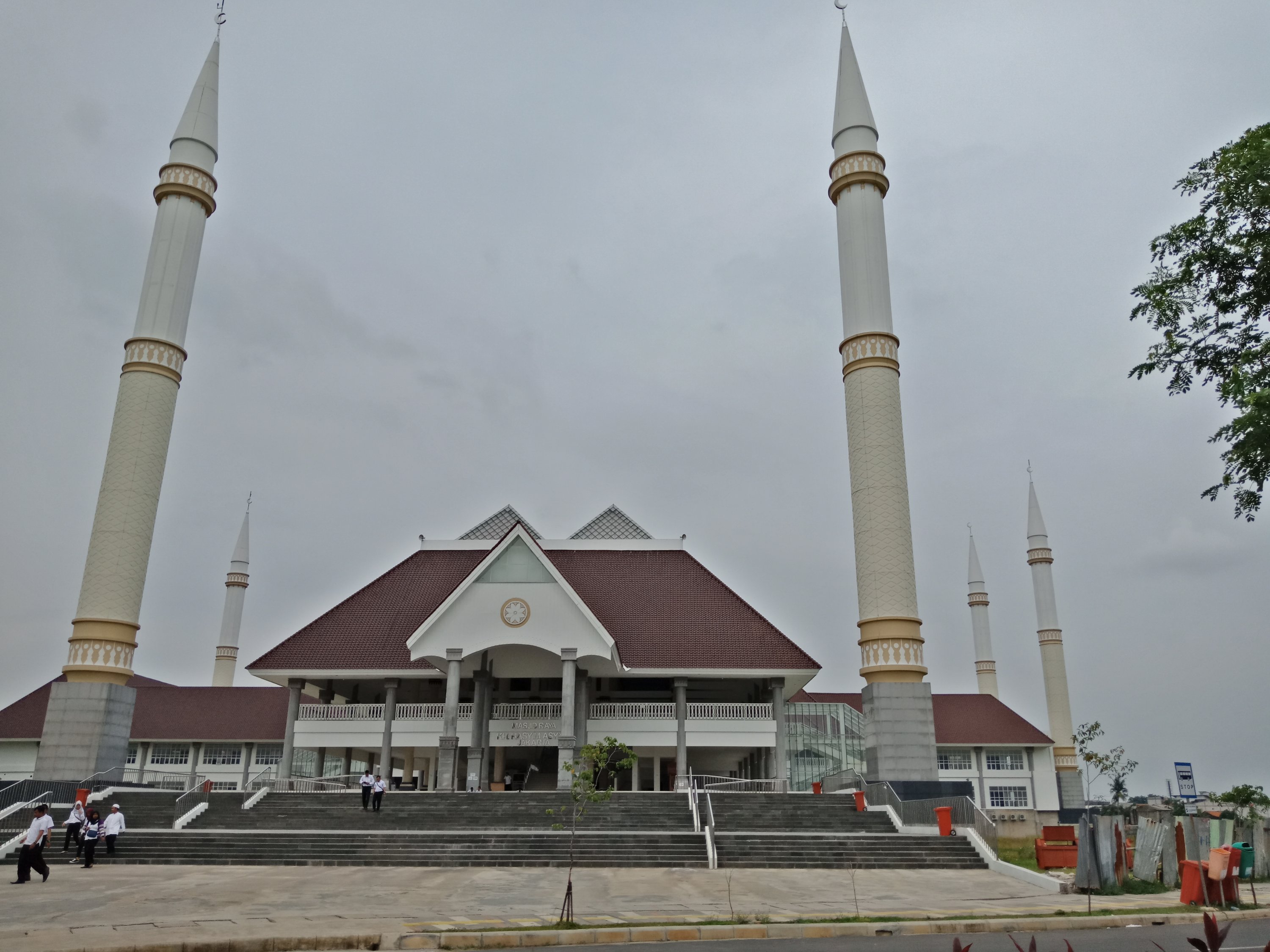 Detail Gambar Masjid Raya Daan Mogot Nomer 13