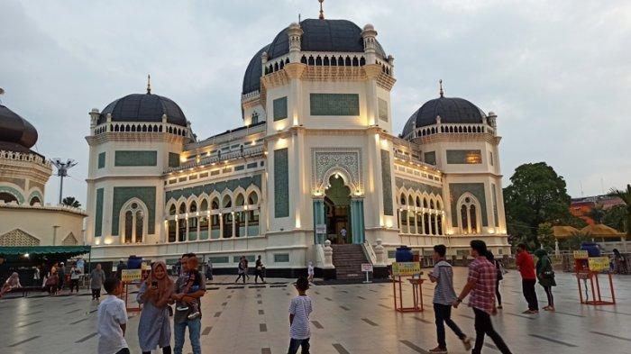 Detail Gambar Masjid Raya Medan Nomer 26