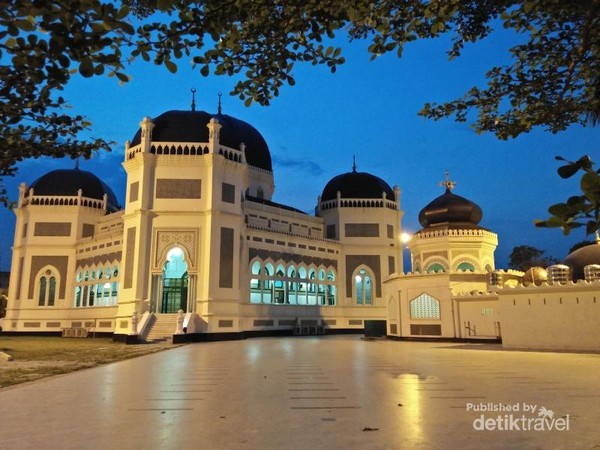 Detail Gambar Masjid Raya Medan Nomer 28