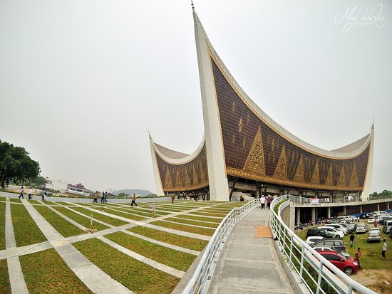 Detail Gambar Masjid Raya Sumbar Nomer 17