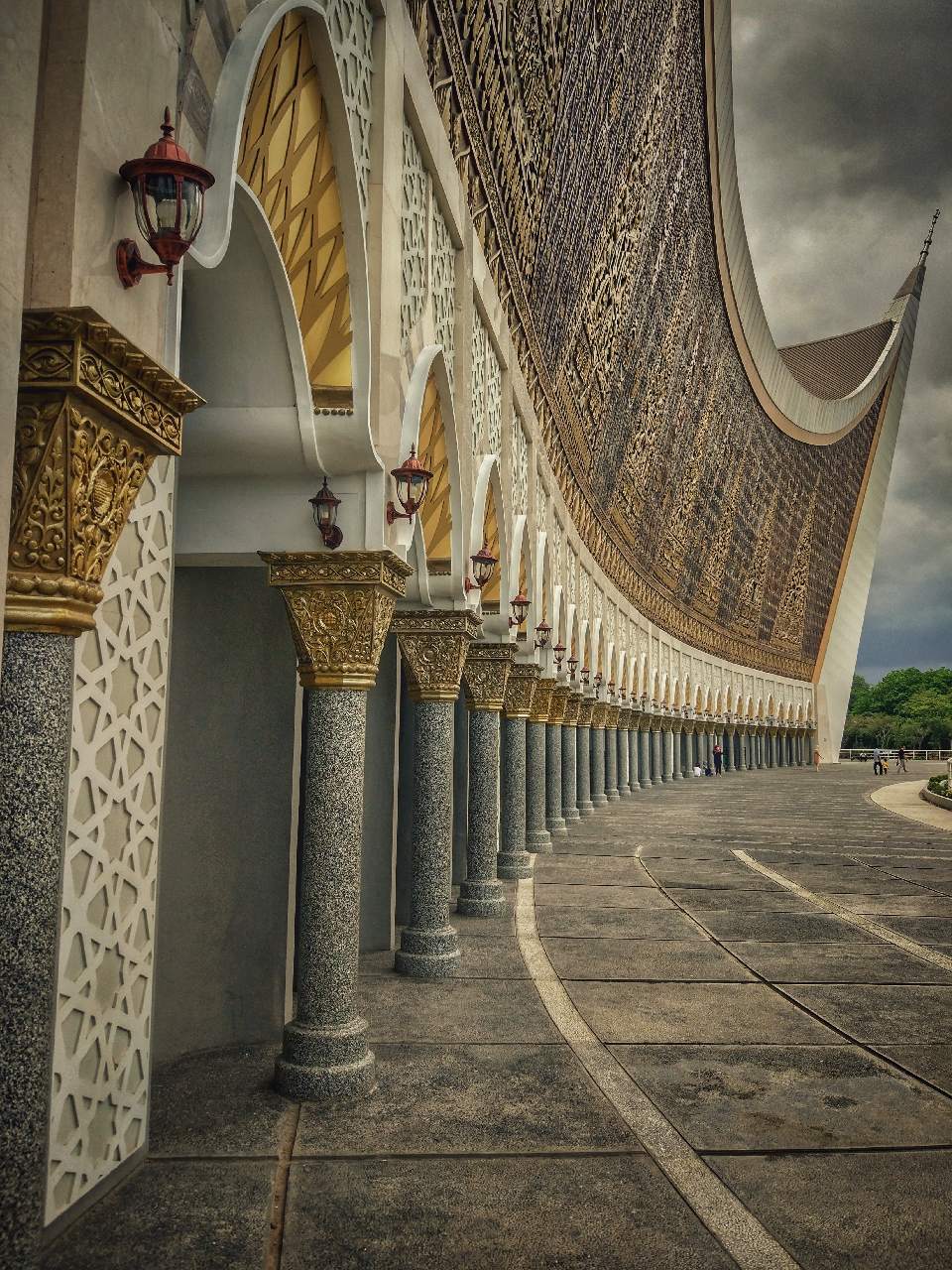 Detail Gambar Masjid Raya Sumbar Nomer 32