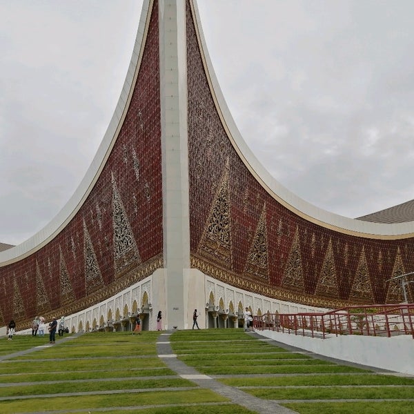 Detail Gambar Masjid Raya Sumbar Nomer 50