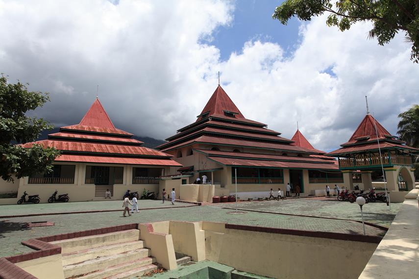 Detail Gambar Masjid Sultan Ternate Nomer 26