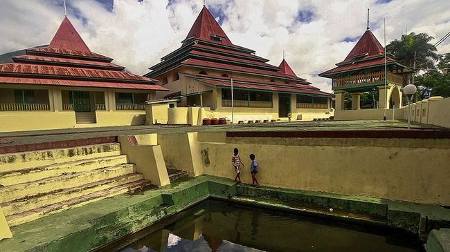 Detail Gambar Masjid Sultan Ternate Nomer 37