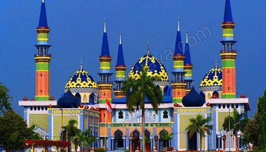 Detail Gambar Masjid Terindah Di Madura Nomer 14