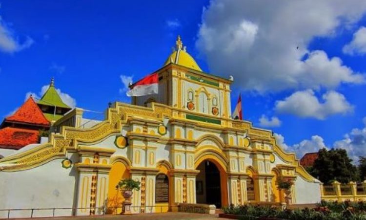 Detail Gambar Masjid Terindah Di Madura Nomer 17