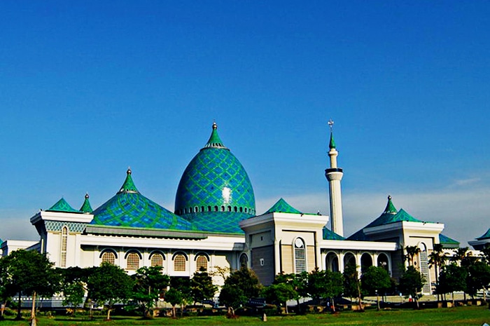 Detail Gambar Masjid Terindah Di Madura Nomer 21