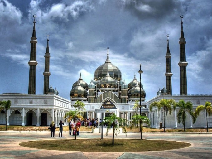 Detail Gambar Masjid Terindah Di Madura Nomer 23