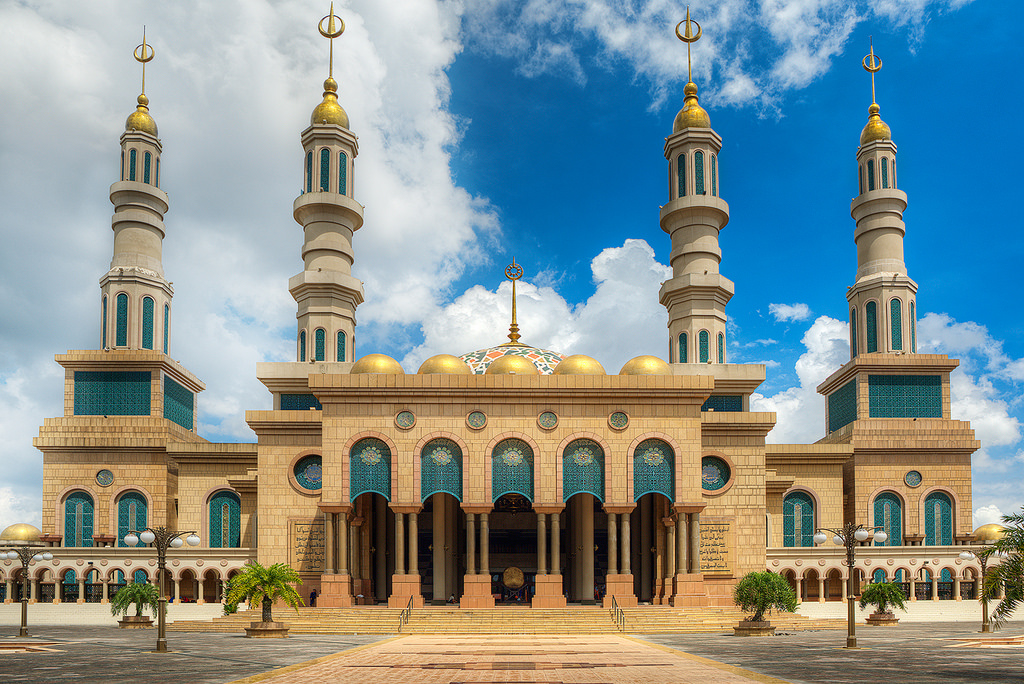 Detail Gambar Masjid Termegah Di Indonesia Nomer 19