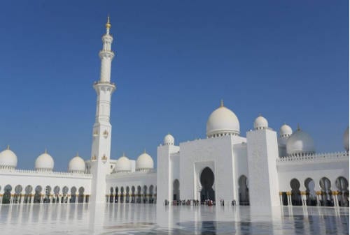 Detail Gambar Masjid Termegah Di Indonesia Nomer 3