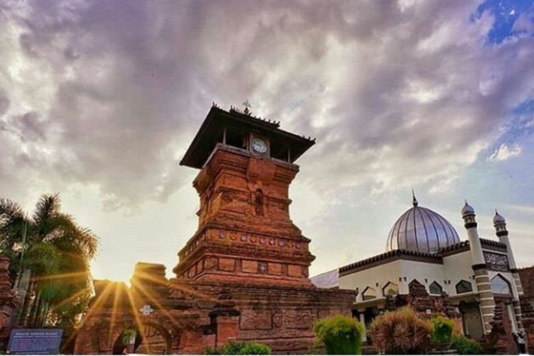 Detail Gambar Masjid Tertua Di Indonesia Nomer 16