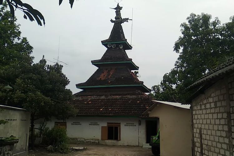 Detail Gambar Masjid Tertua Di Indonesia Nomer 38