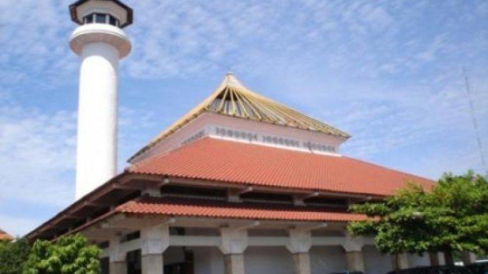 Detail Gambar Masjid Tertua Di Indonesia Nomer 44