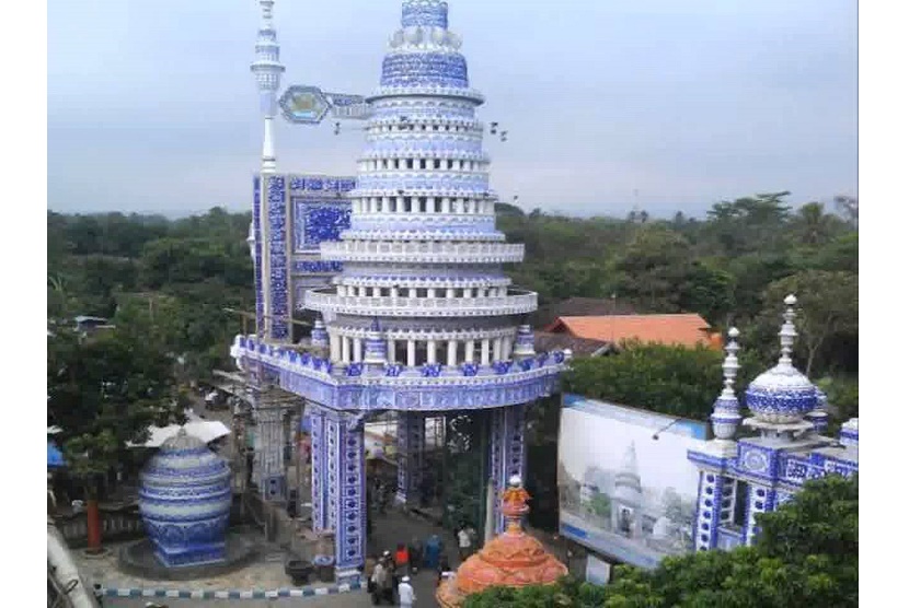 Detail Gambar Masjid Tiban Malang Nomer 32