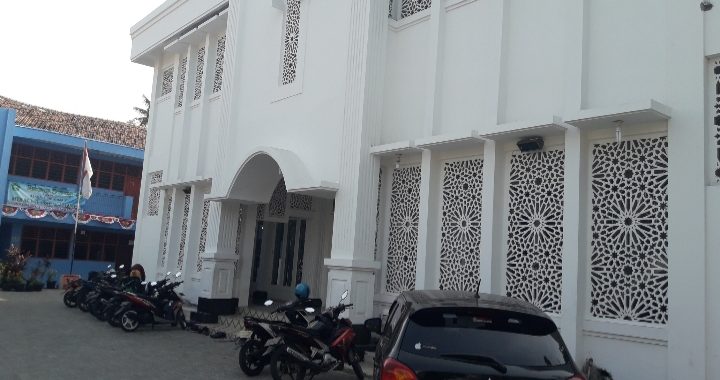 Detail Gambar Masjid Warna Hitam Nomer 41