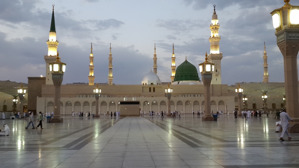 Detail Gambar Masjidil Haram Dan Masjid Nabawi Nomer 8