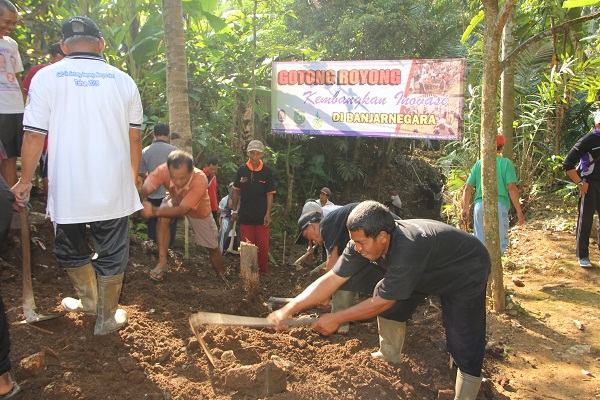 Detail Gambar Masyarakat Yang Gotong Royong Nomer 18