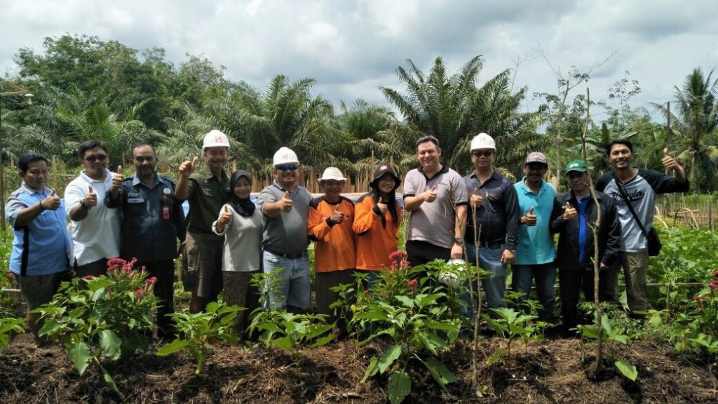 Detail Gambar Mata Pencaharian Petani Nomer 16