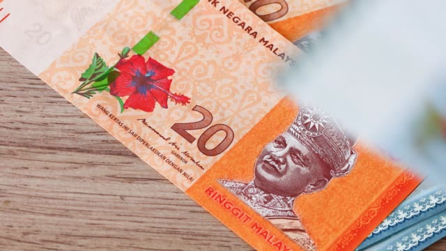 Detail Gambar Mata Uang Ringgit Nomer 36