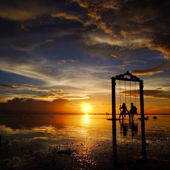 Detail Gambar Matahari Tenggelam Di Pantai Nomer 18