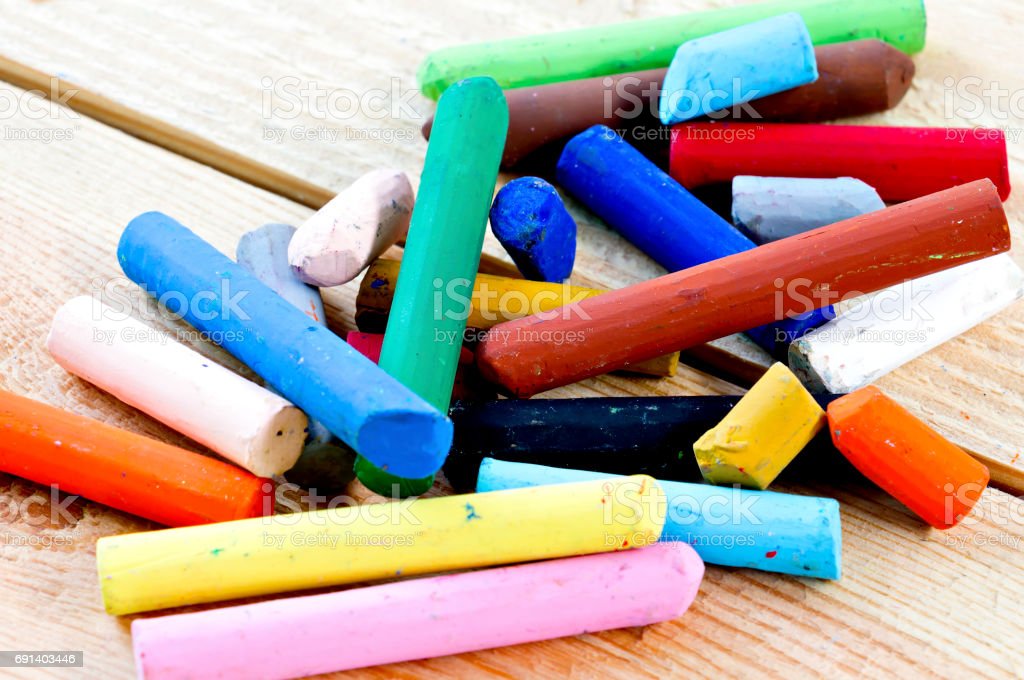 Detail Gambar Media Pastel Dan Krayon Nomer 25