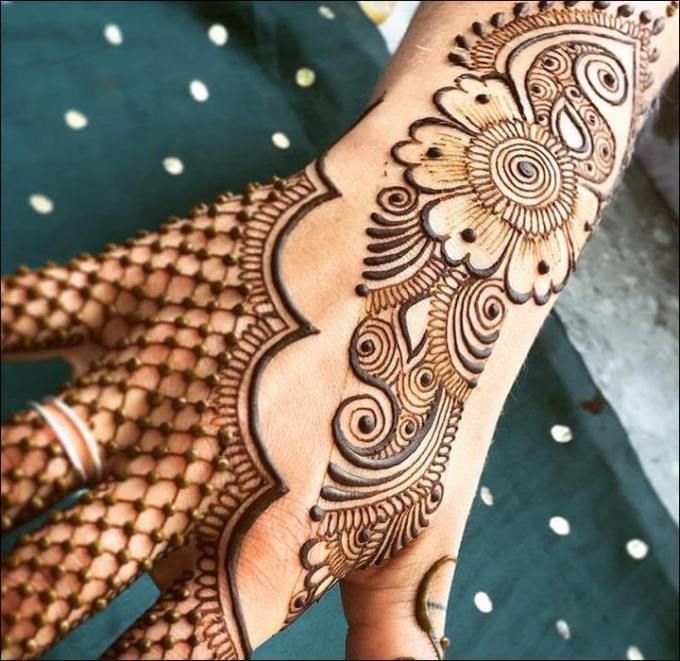 Detail Gambar Mehendi Tangan Nomer 8