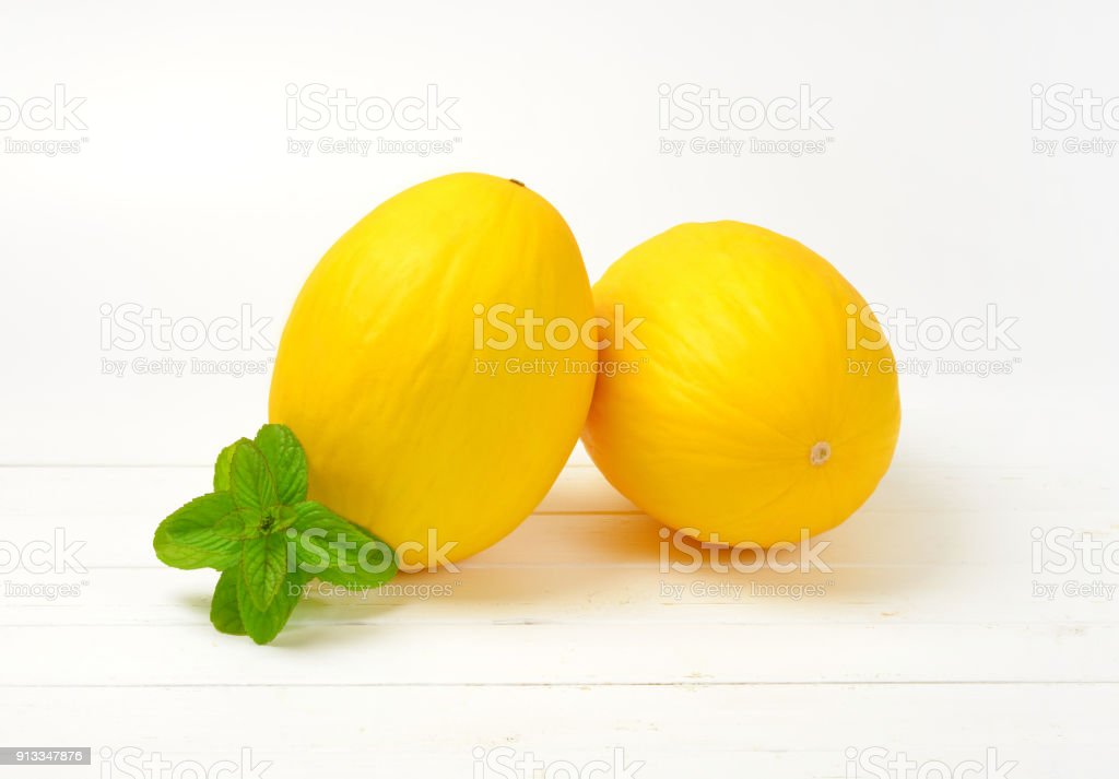 Detail Gambar Melon Kuning Nomer 49