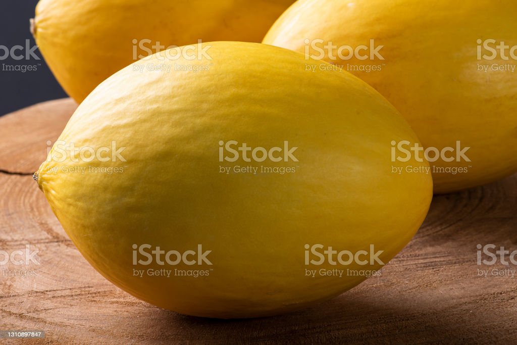 Detail Gambar Melon Kuning Nomer 51