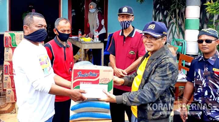 Detail Gambar Membantu Korban Bencana Alam Nomer 26