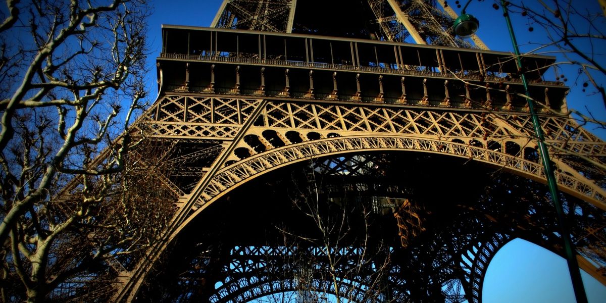 Detail Gambar Menara Eiffel Tumblr Nomer 17