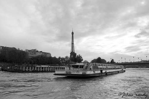 Detail Gambar Menara Eiffel Tumblr Nomer 22