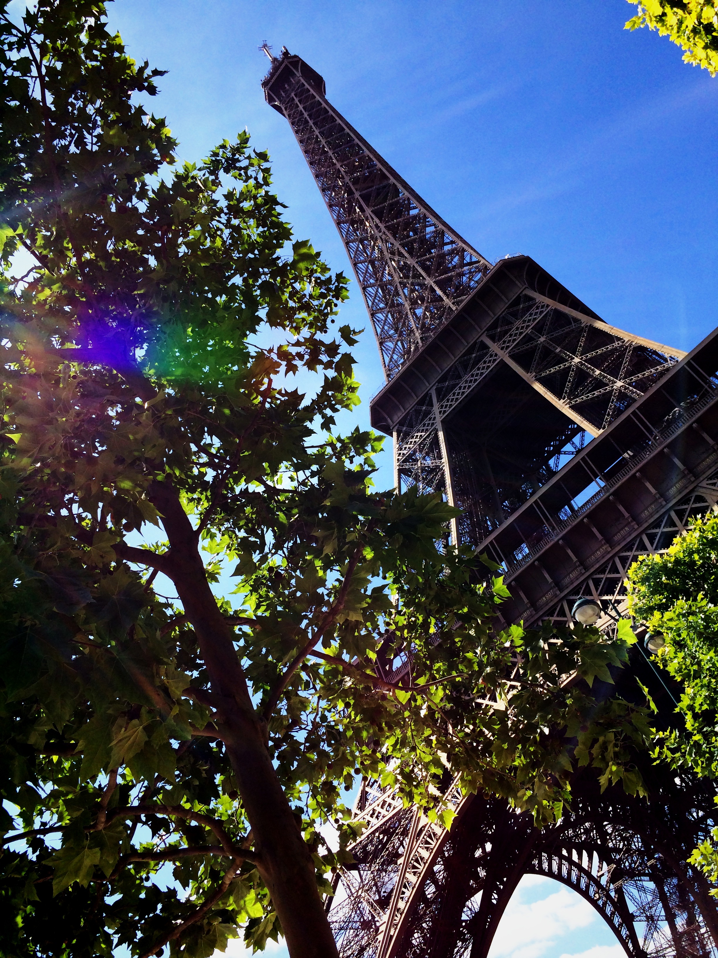 Detail Gambar Menara Eiffel Tumblr Nomer 26