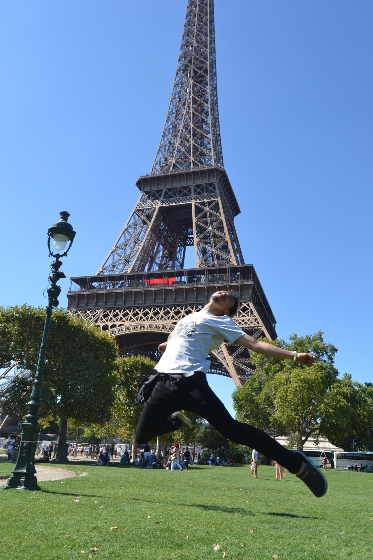 Detail Gambar Menara Eiffel Tumblr Nomer 43