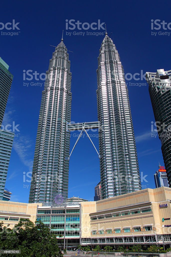 Detail Gambar Menara Kembar Nomer 16