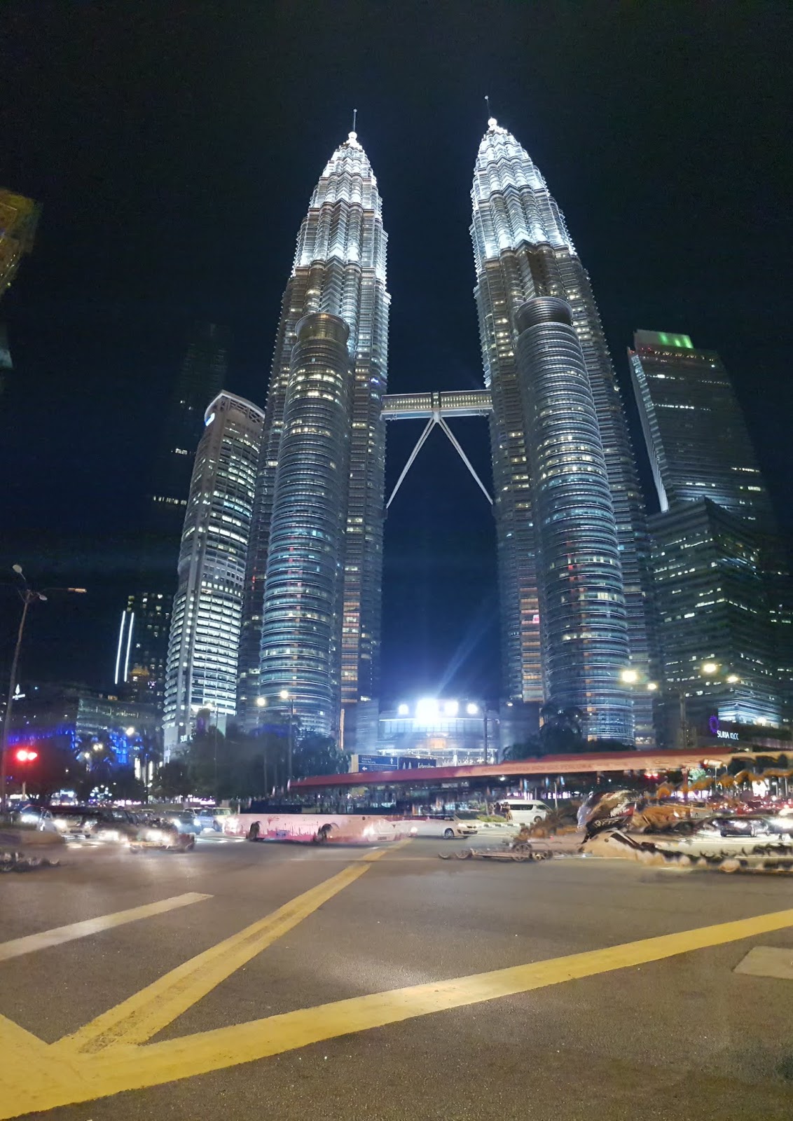 Detail Gambar Menara Kembar Nomer 37