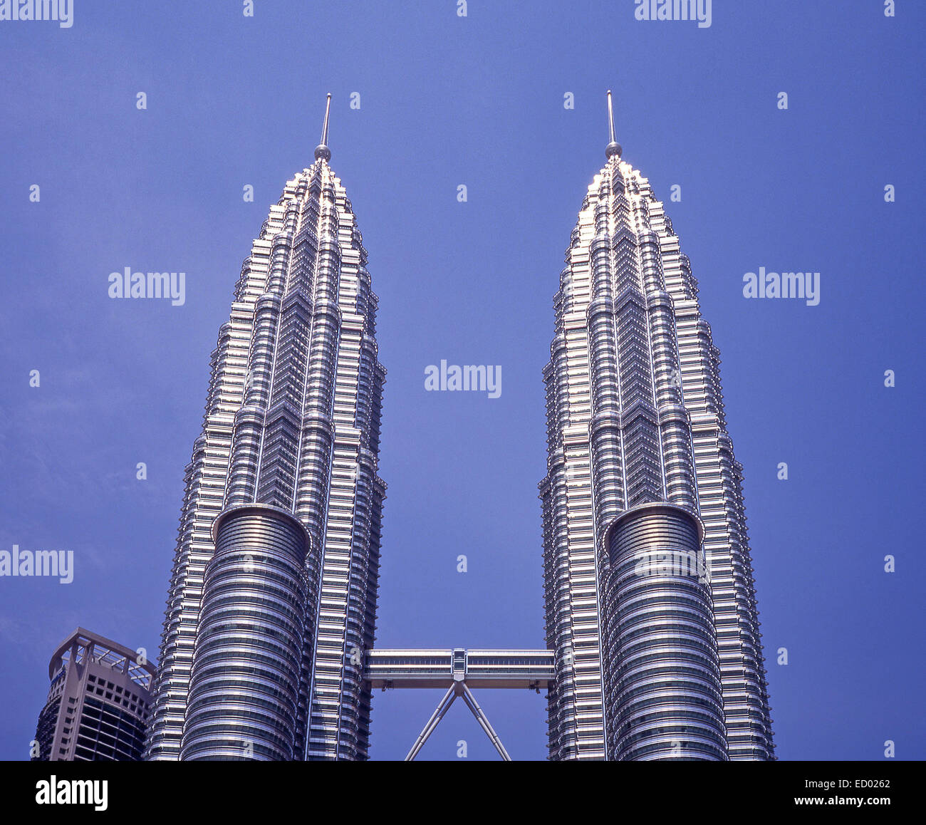 Detail Gambar Menara Kembar Malaysia Nomer 4